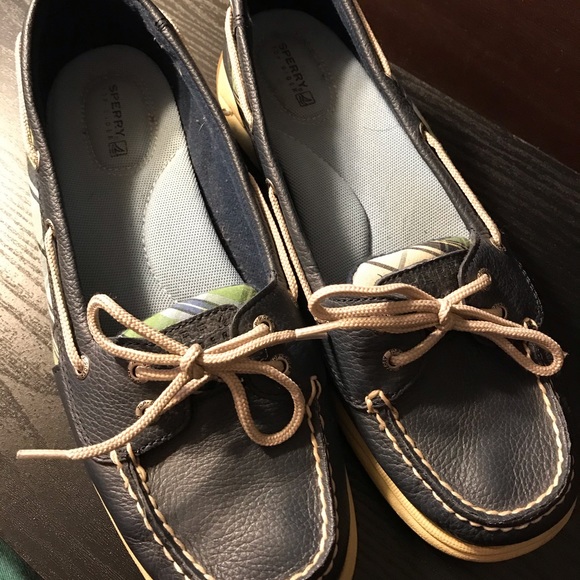 Sperry boat shoes - Picture 2 of 5